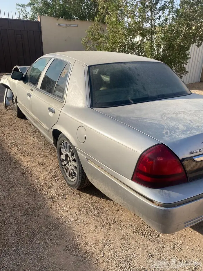 للبيع فورد ماركيز 2008 السوم 3500 الف 5