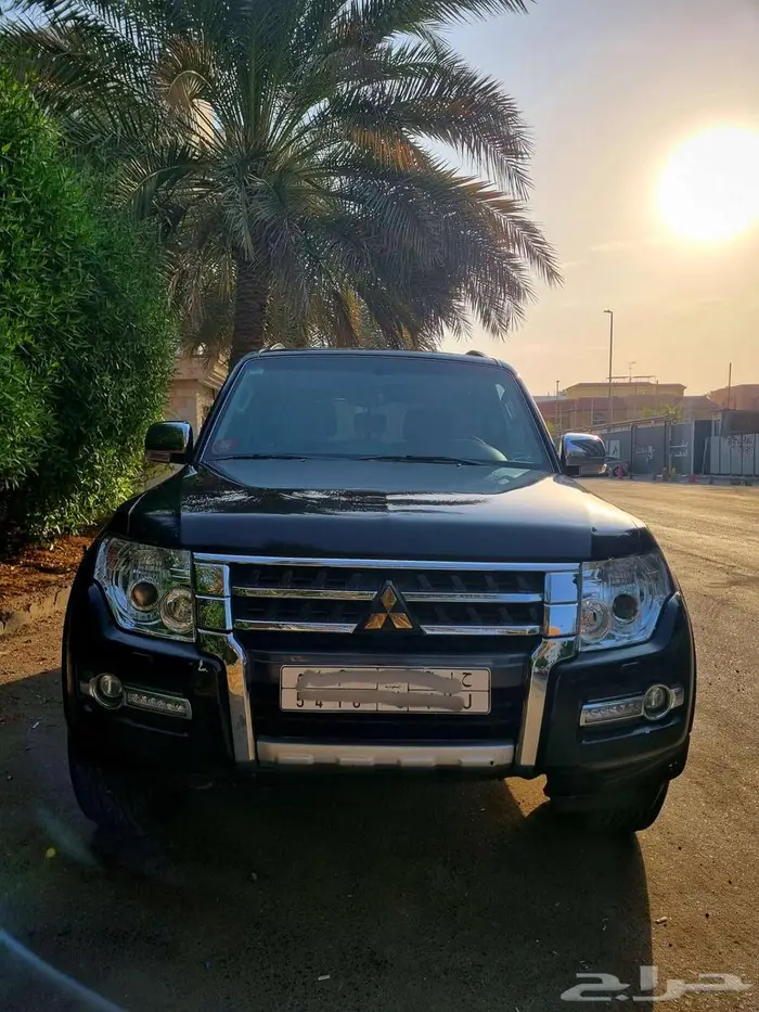 130k كم باجيرو 2016 GLX 3.8 0