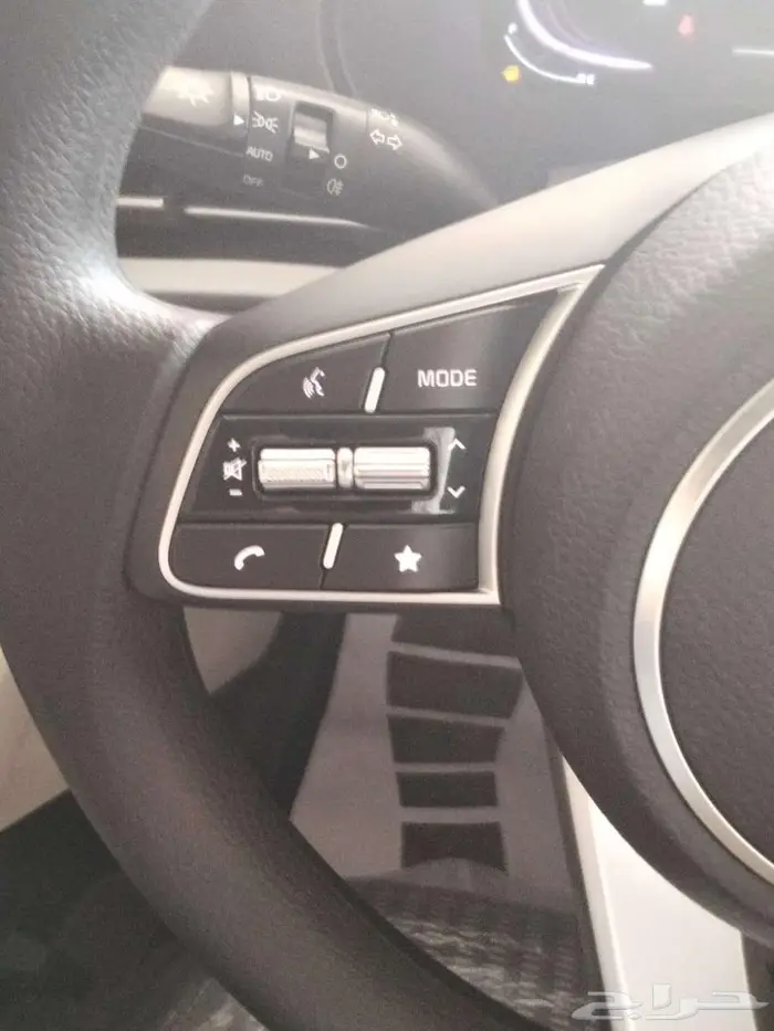 كيا كارنز نص فل 7 مقاعد موديل 25 كاش واقساط 1