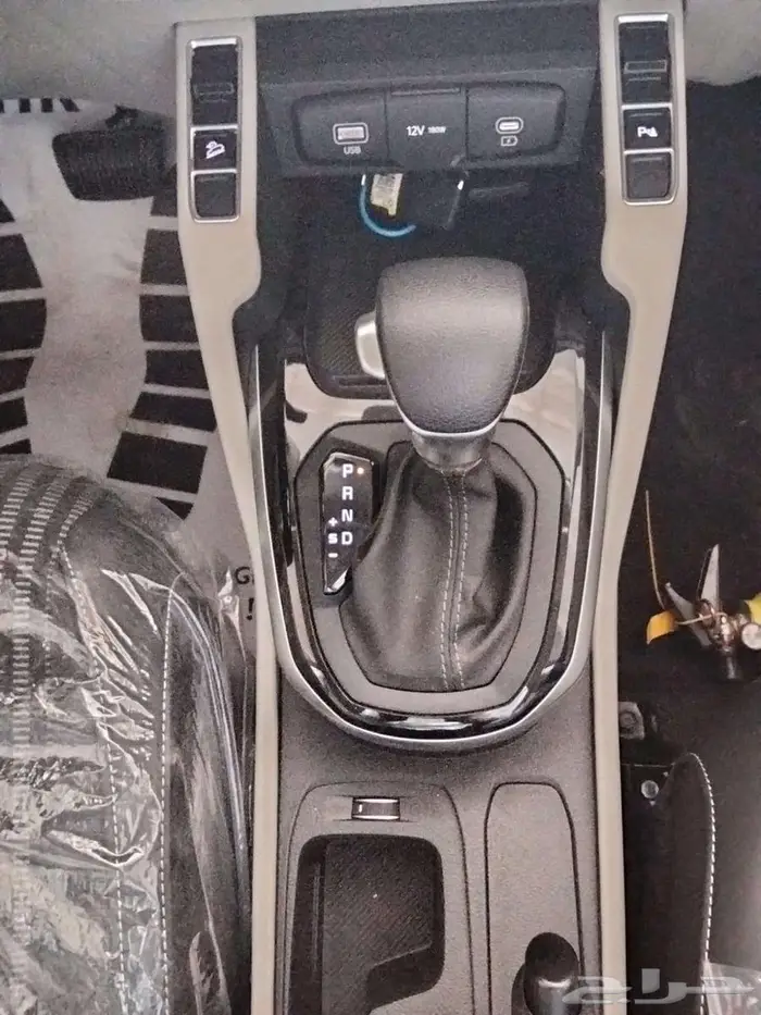 كيا كارنز نص فل 7 مقاعد موديل 25 كاش واقساط 5