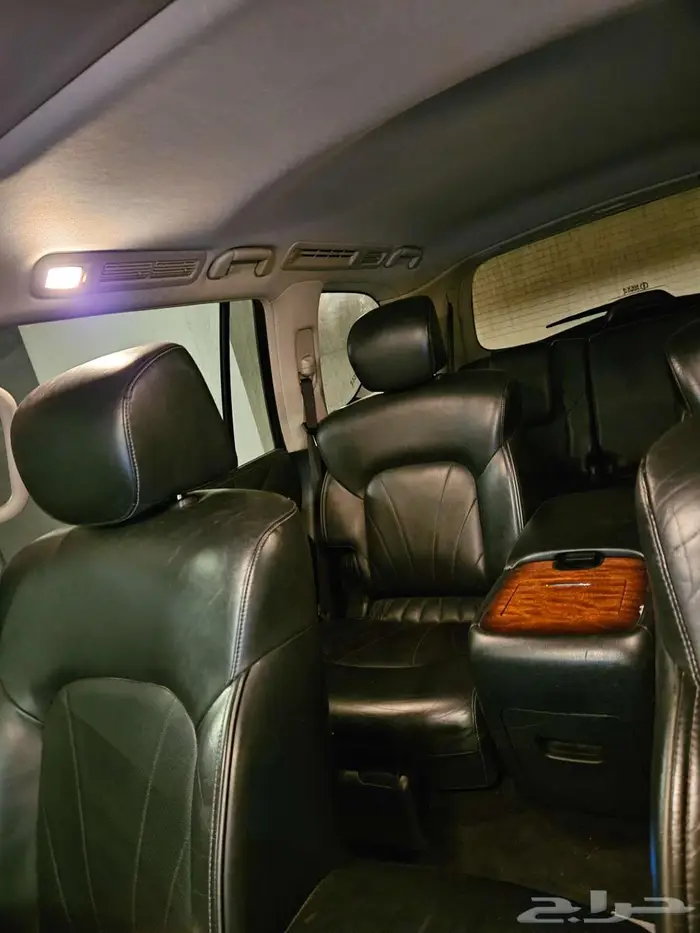 انفينتي QX80 2015 فل كامل بحالة الوكالة 2