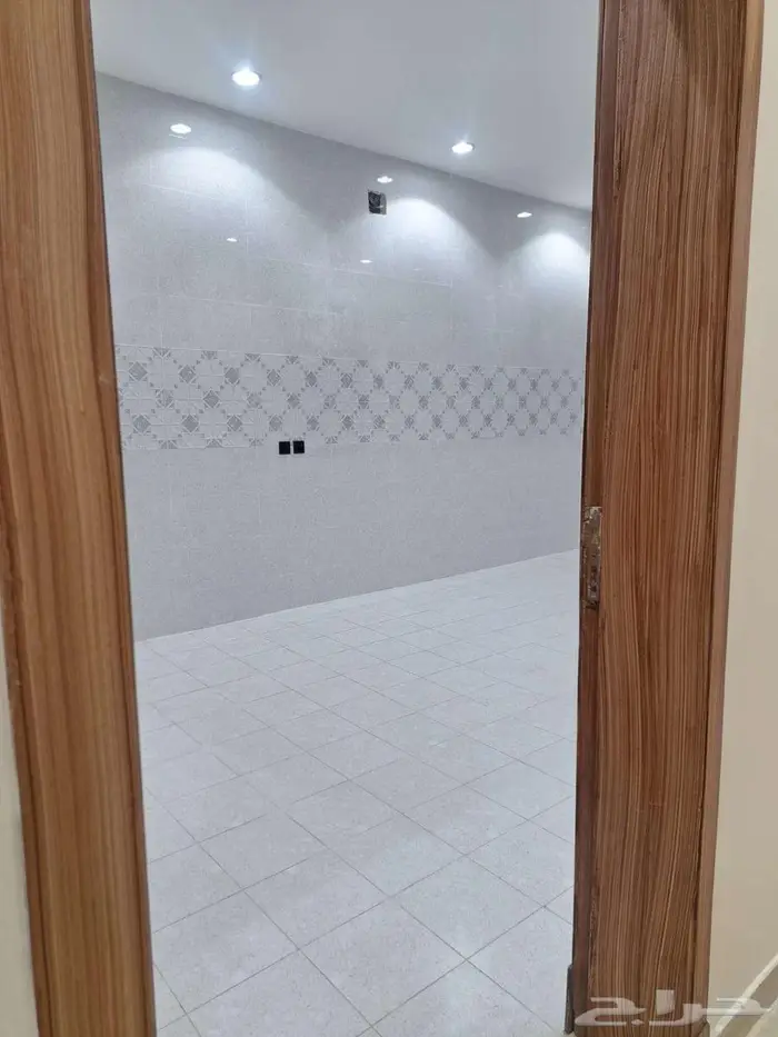 فيلا بحي السعادة للايجار جديدة 1