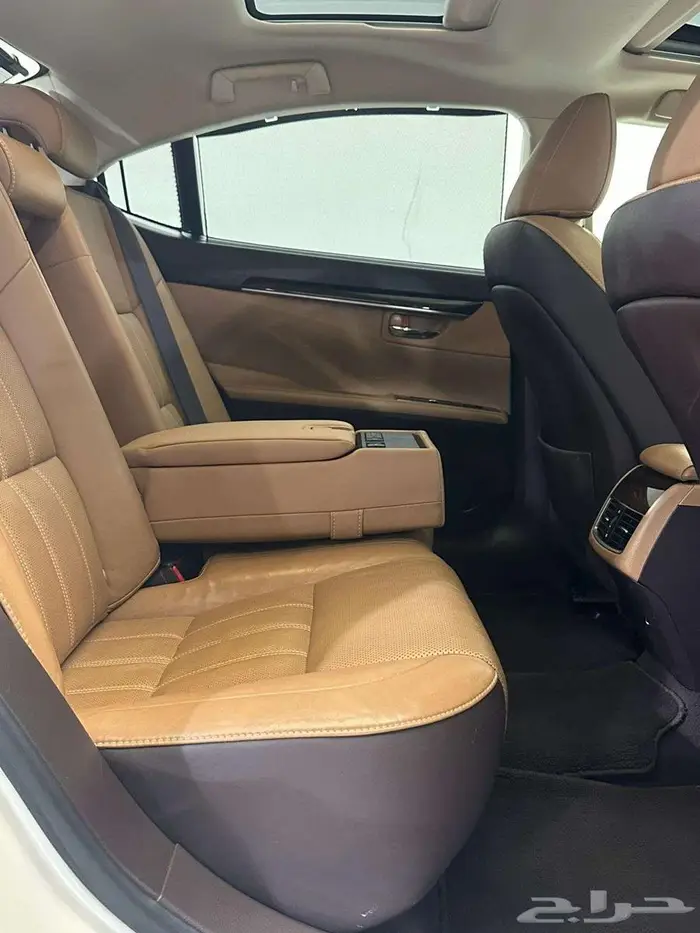 لكزس ES350 2017 33