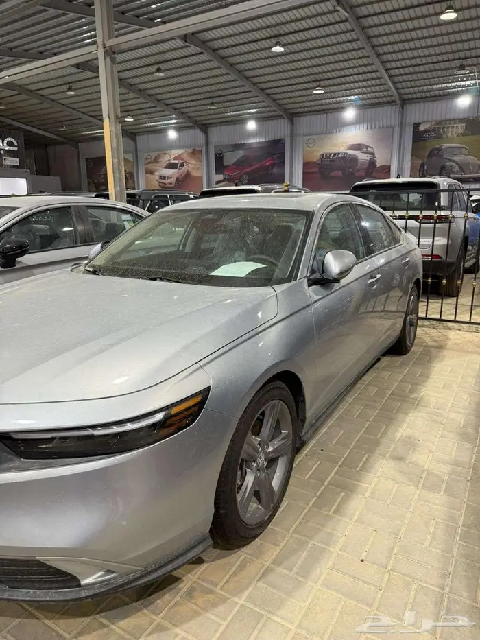 هوندا اكورد اي اكس نص فل 2025 1