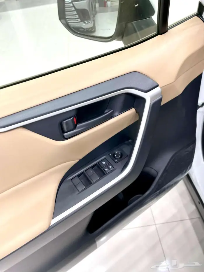 تويوتا راف فور LE دبل سعودي 2025 11