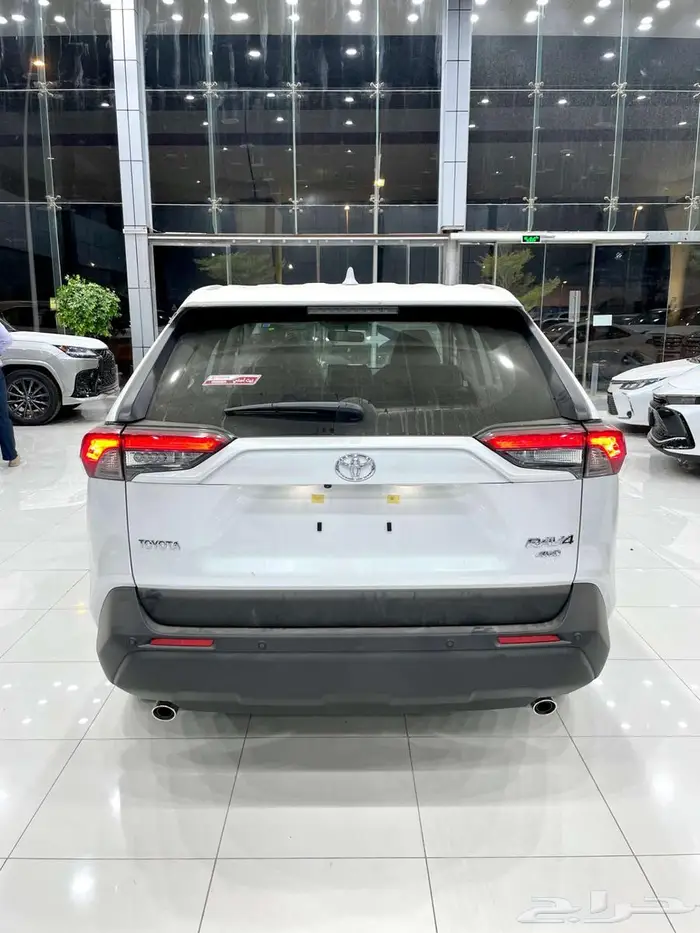 تويوتا راف فور LE دبل سعودي 2025 6