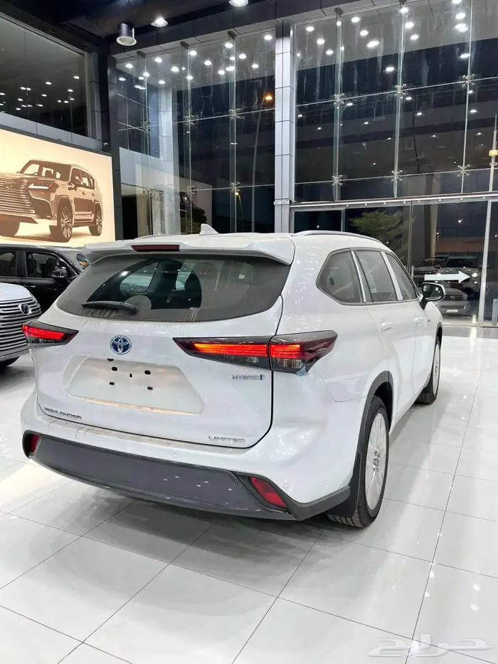 تويوتا هايلاندر ليمتيد 2025 سعودي 6