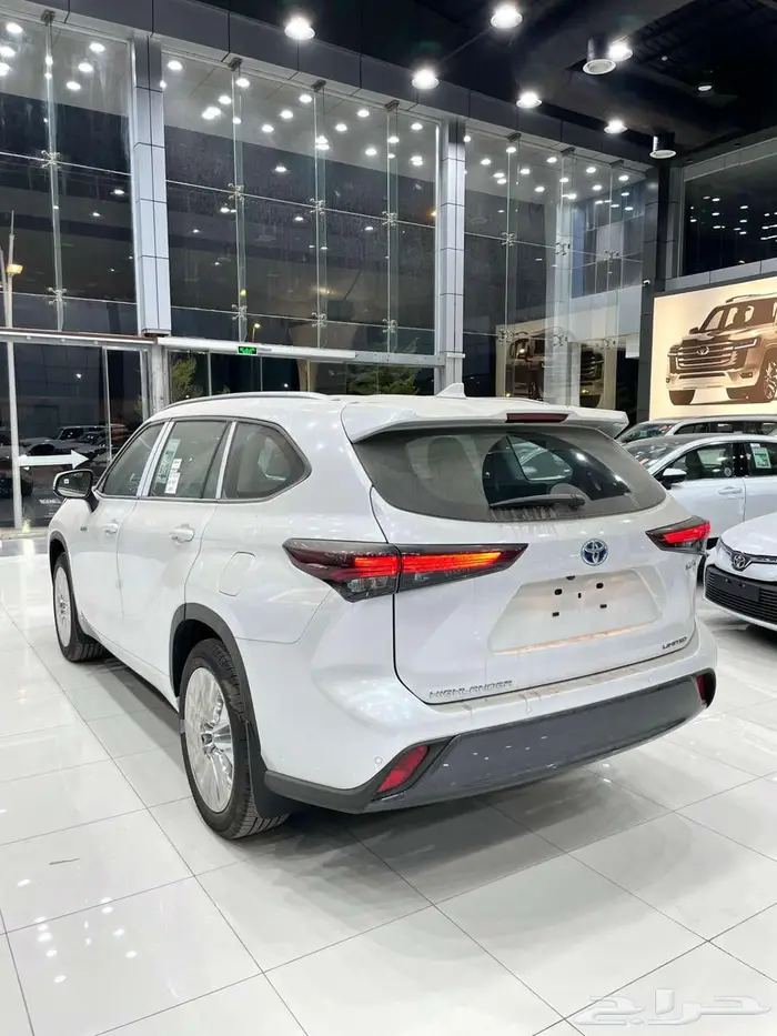 تويوتا هايلاندر ليمتيد 2025 سعودي 5