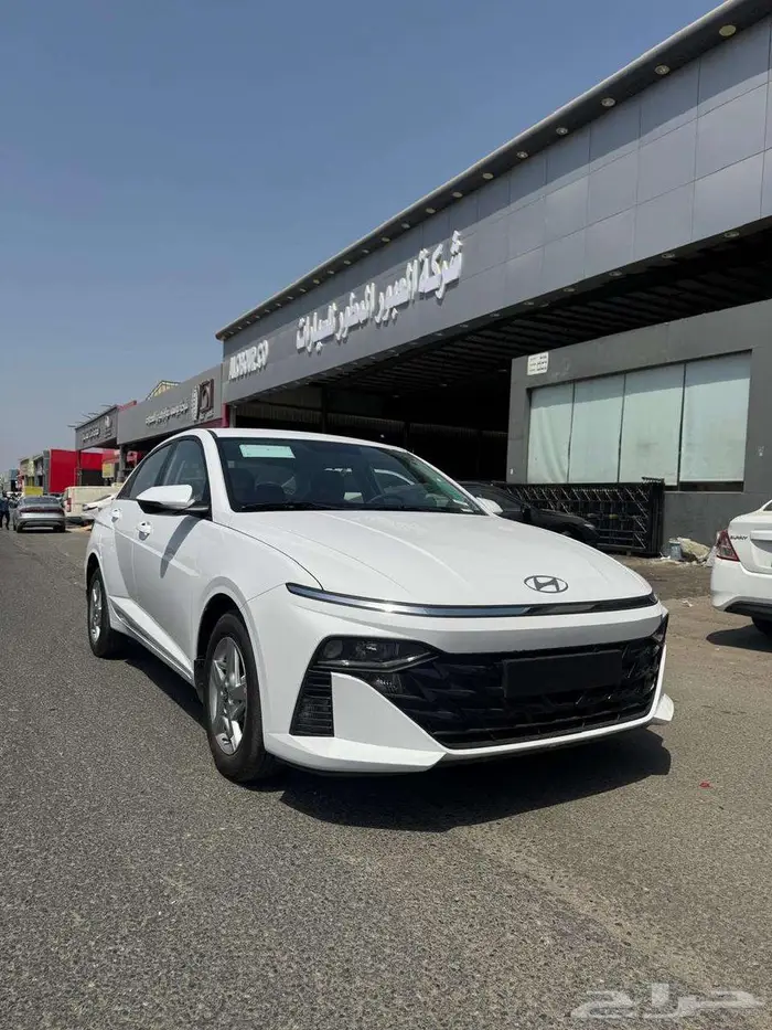هيوانداى اكسنت فليت 1500 cc ابيض موديل 2026 1
