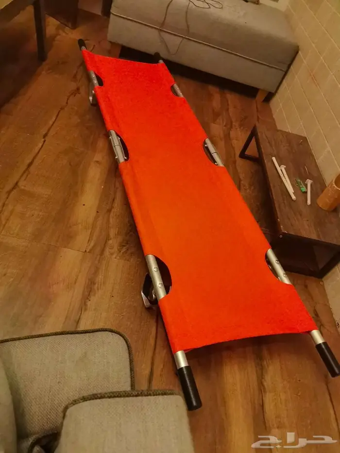 سرير نقالة محمول قابل للطي من سامنويلي  نقالة العلاجات. 1