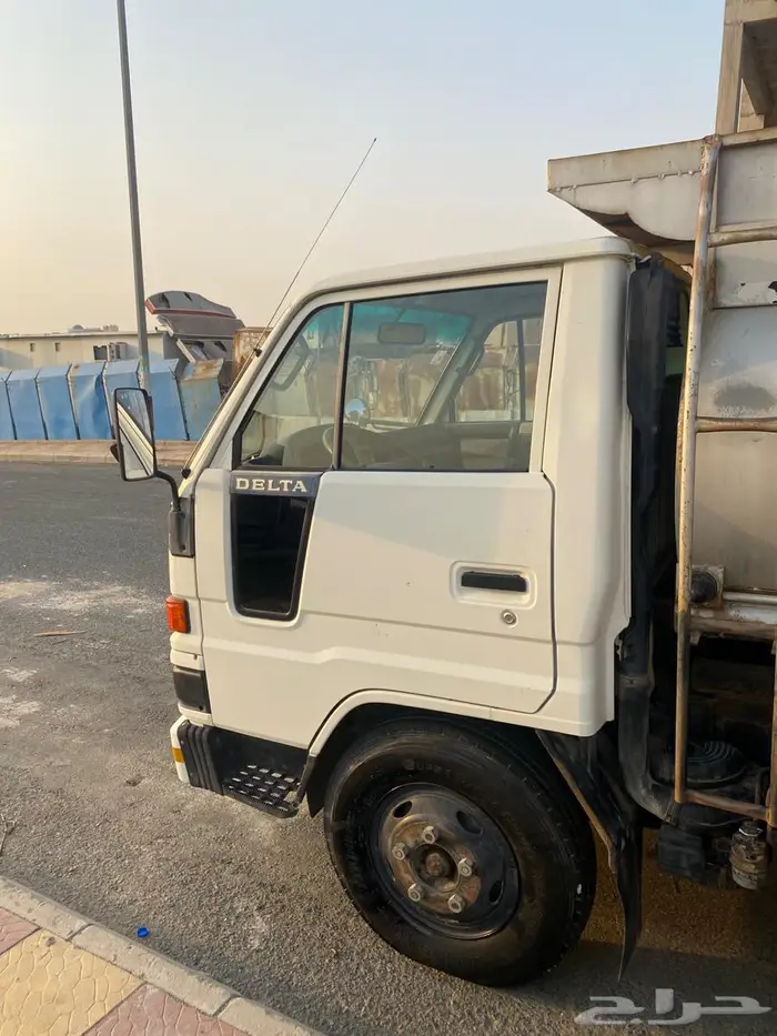 دينا وايت ديهاتسو 1