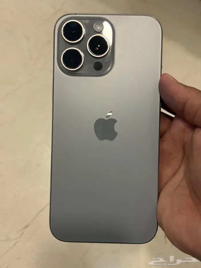 آيفون 16برو ماكس 256 تيتانيوم 0