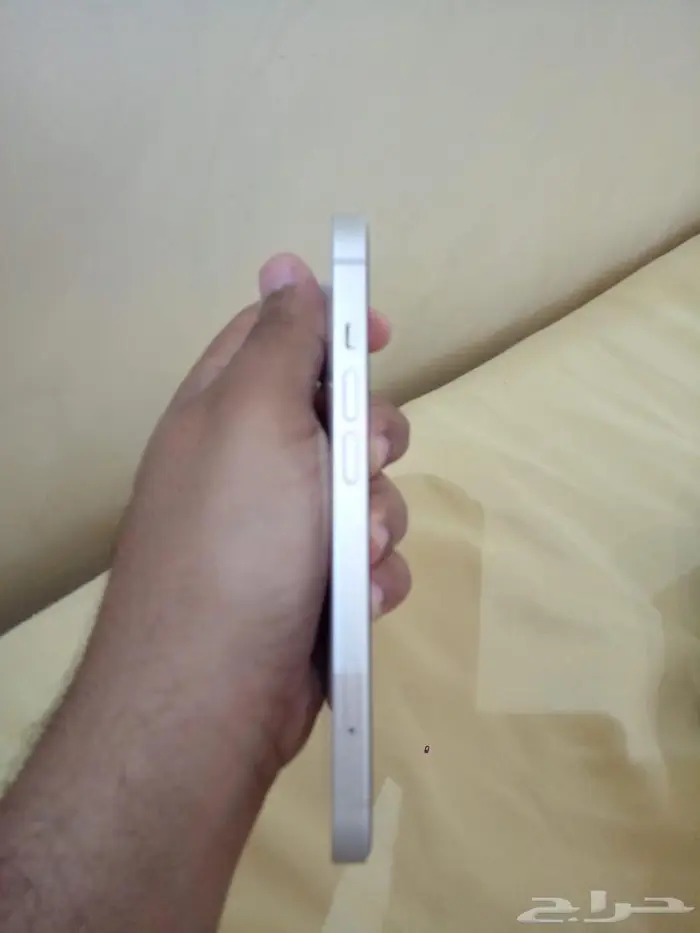ايفون 3