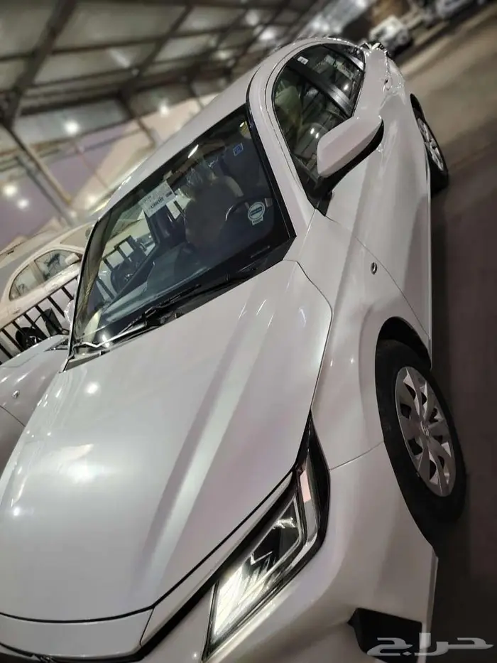 تويوتا يارس 2023 1