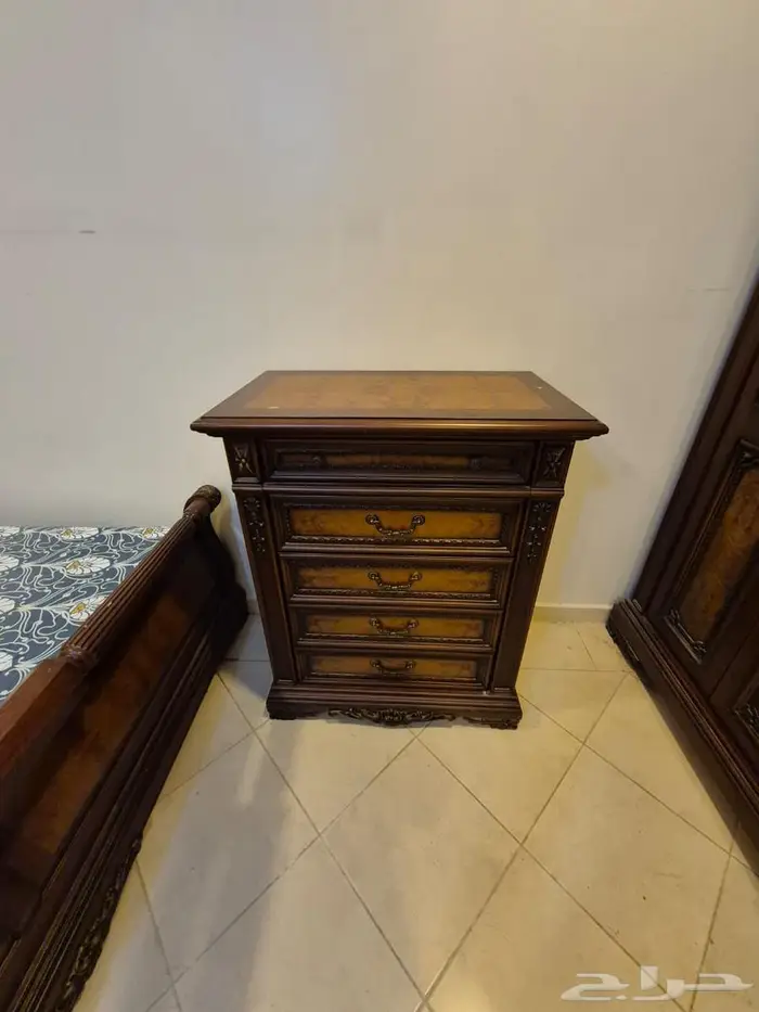 غرفة نوم للبيع 2