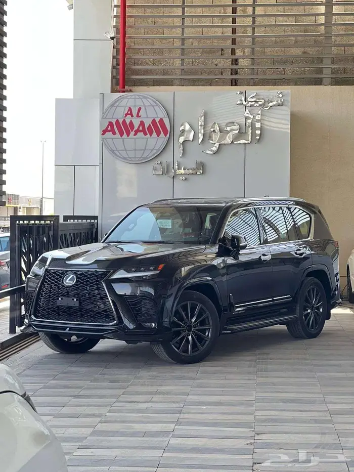 لكزس اف سبورت الساير اسود 2025 0