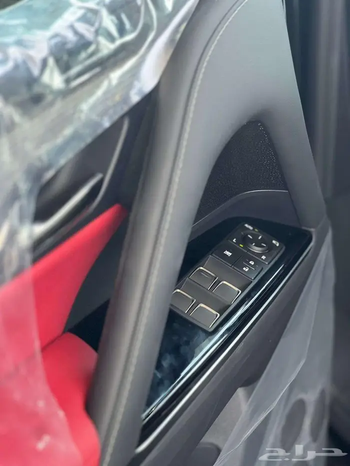 لكزس اف سبورت الساير اسود 2025 4