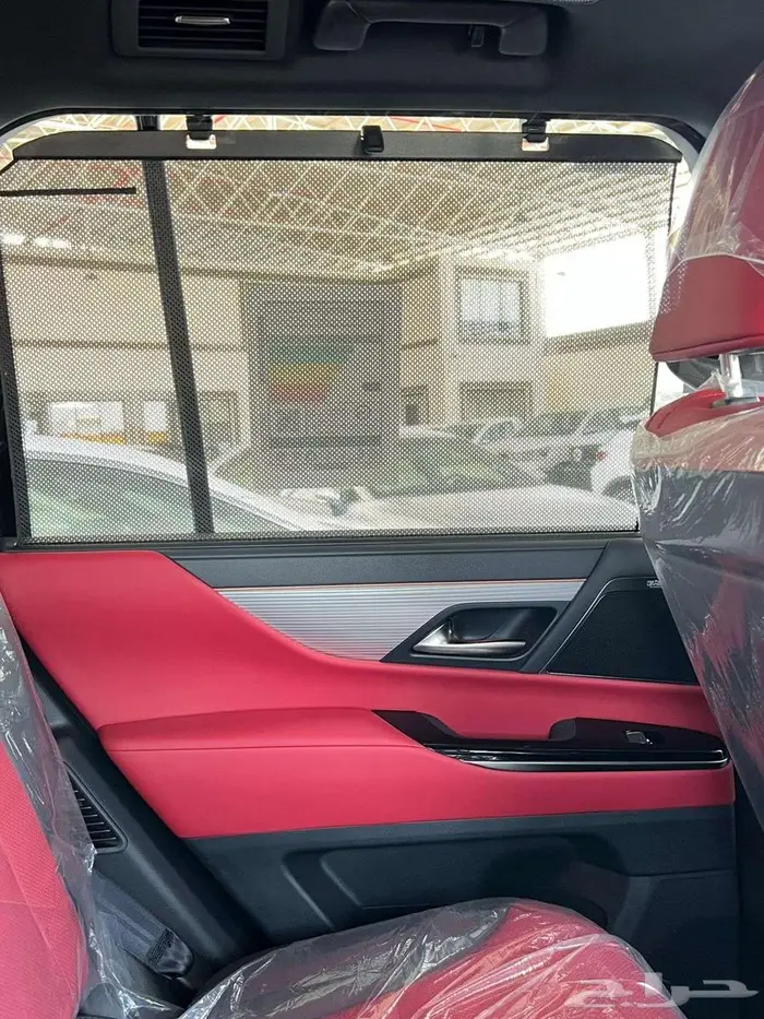 لكزس اف سبورت الساير اسود 2025 6