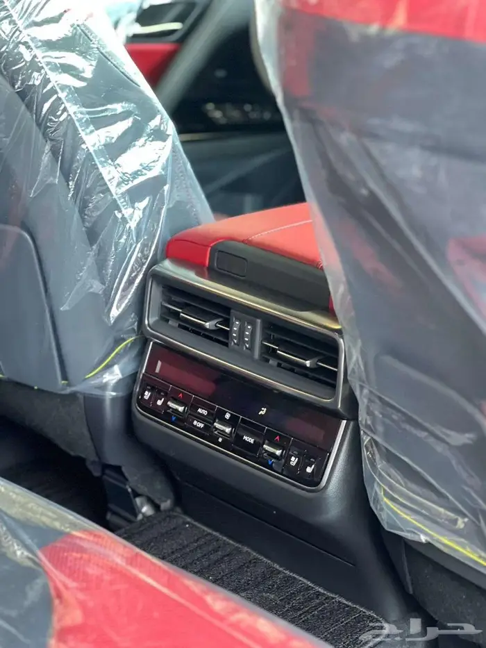 لكزس اف سبورت الساير اسود 2025 9