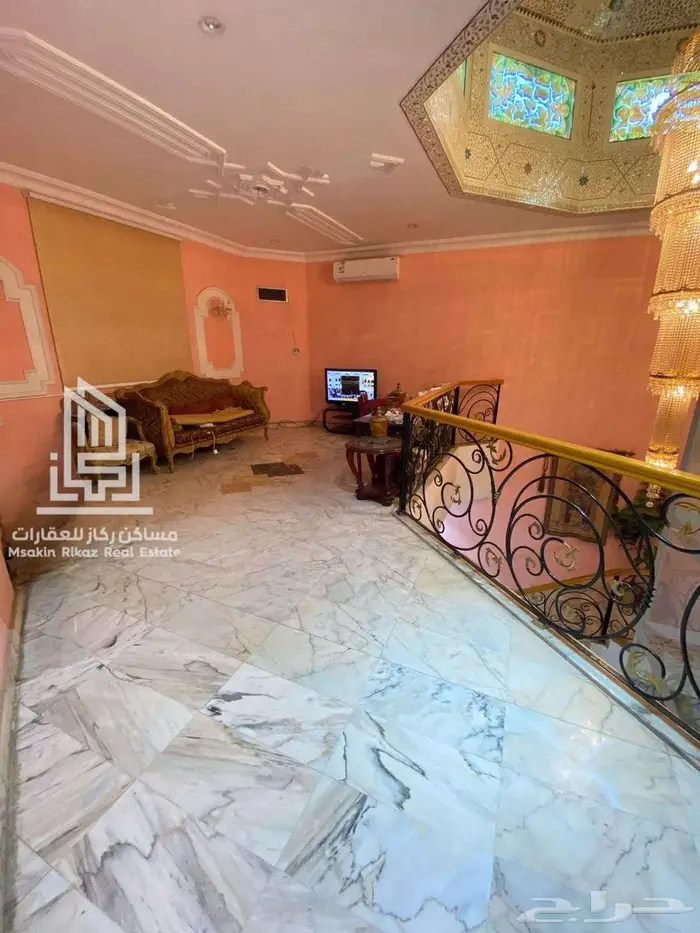 للبيع   فيلا فاخرة مجددة بحي الريان   خلف نجوم السلام 11