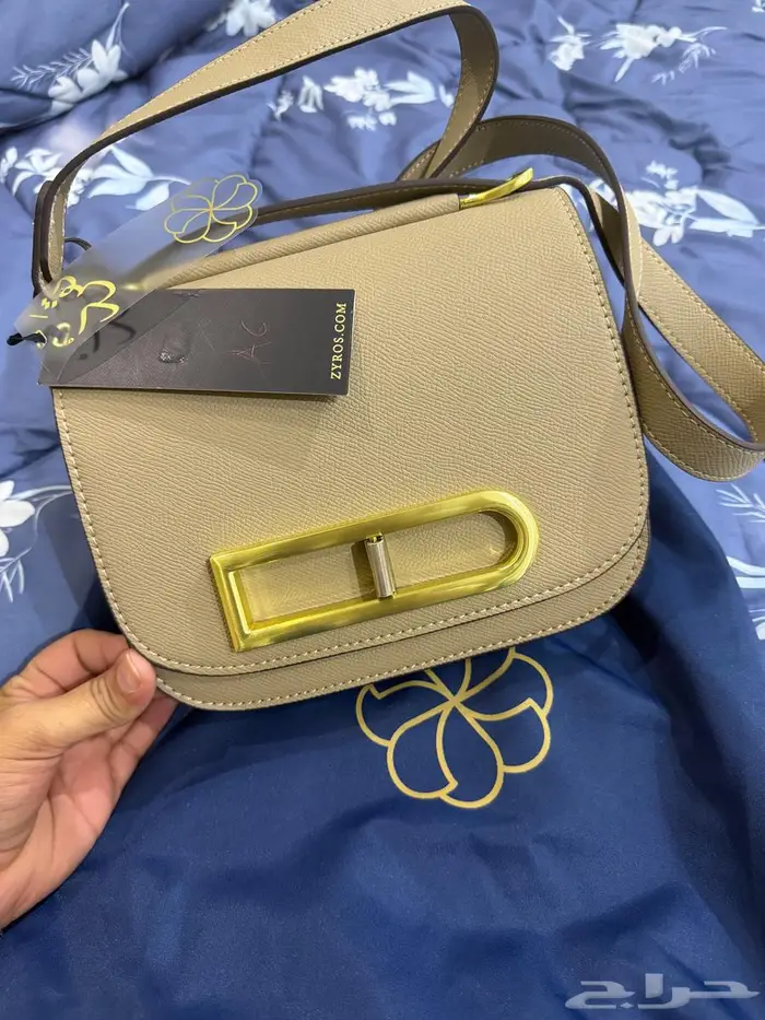 هدايا جديده للبيع داخل جده فقط 7