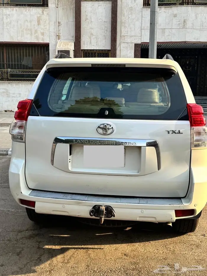 Land Cruiser Prado 2011 1
