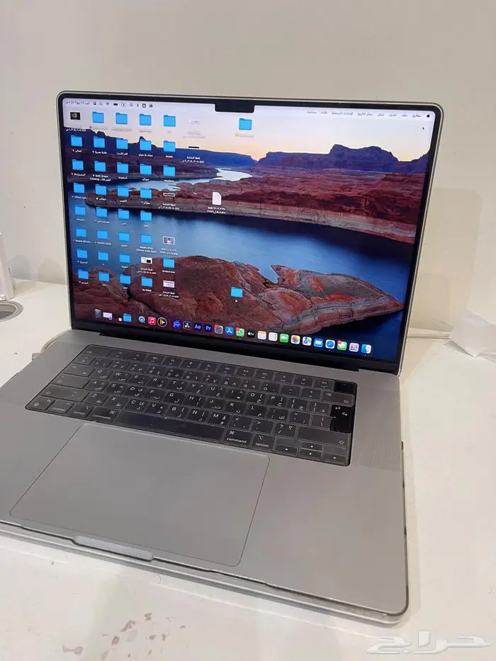 MacBook max m3 ram 48 16 in شحن 100 2