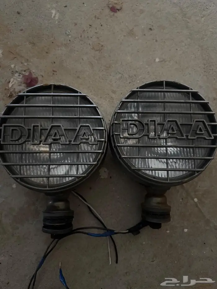 دعامة باترول نيسان 1999 مع الكشافات 1