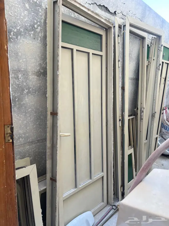 ابواب المنيوم مستعمله نظيفه 1