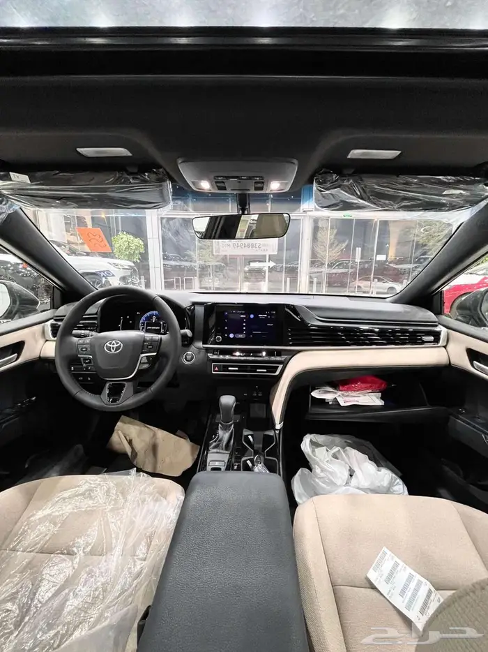 تويوتا كامري LE بنزين سعودي 2025 ( ابيض - تيتانيوم ) 20