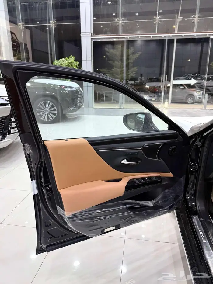 لكزس ES 350 CC نص فل سعودي 2025 جميع الالوان 14