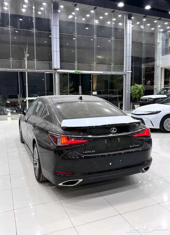 لكزس ES 350 CC نص فل سعودي 2025 جميع الالوان 9