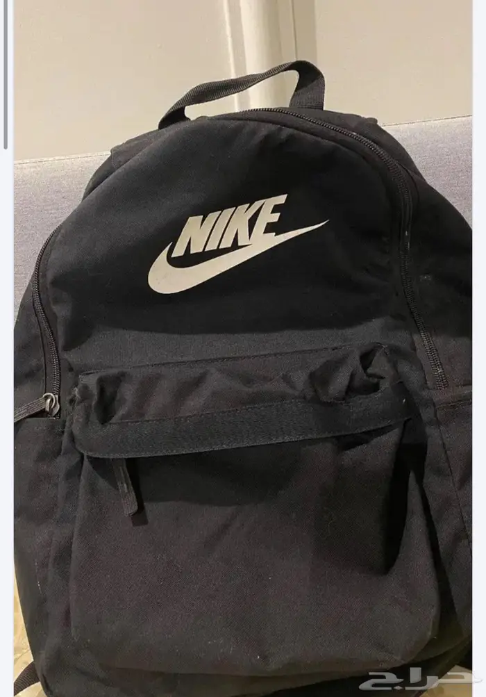 شنطه نايك ب 40 0