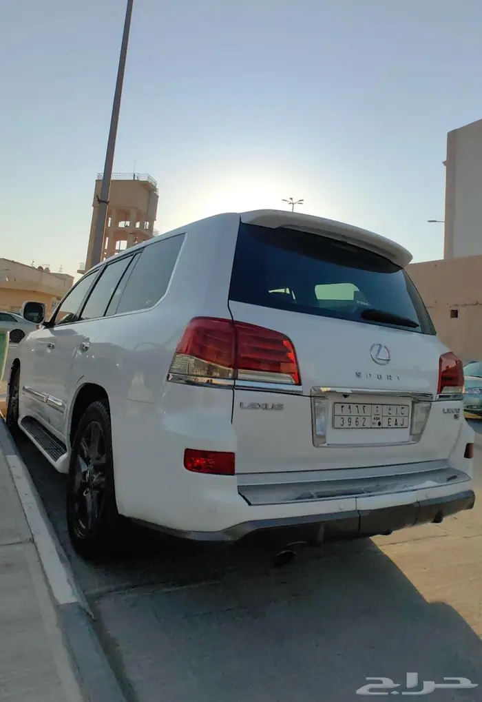 لكزس LX 570 موديل 2009 20