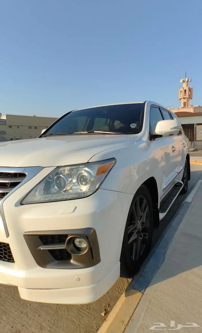 لكزس LX 570 موديل 2009 12