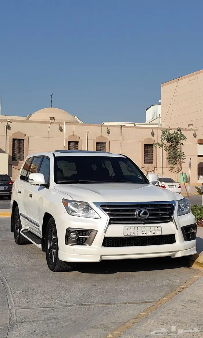 لكزس LX 570 موديل 2009 23