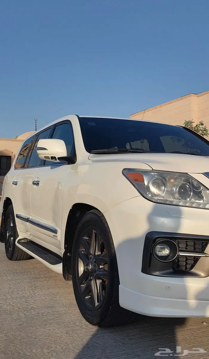 لكزس LX 570 موديل 2009 15