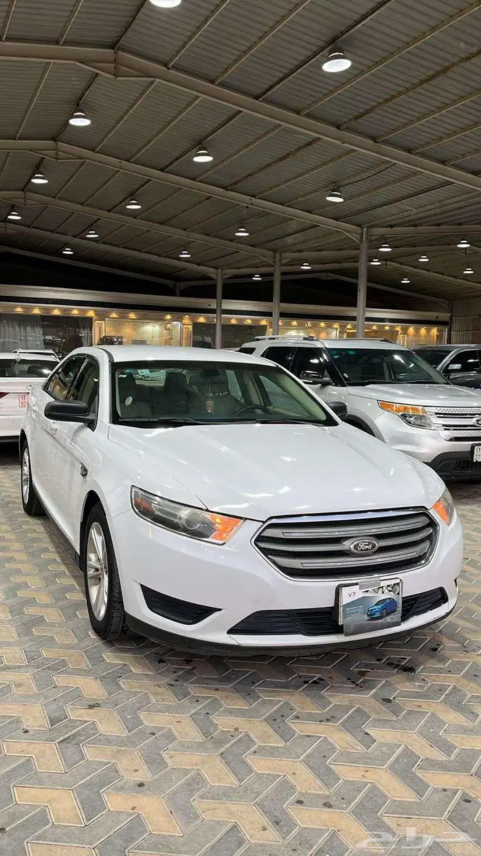 فورد تورس استاندر 6 سلندر سعودى موديل 2015 0