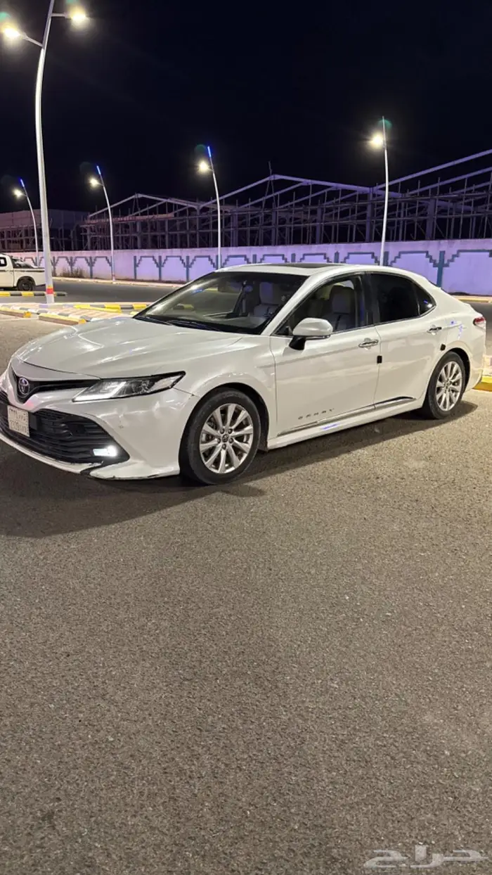 كامري GLE 2019 فل كامل سعودي مالك اول 0