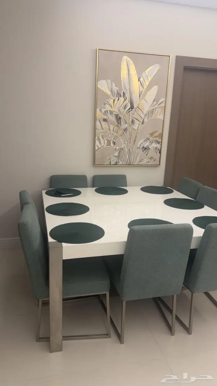 طاولة طعام 8 اشخاص 1