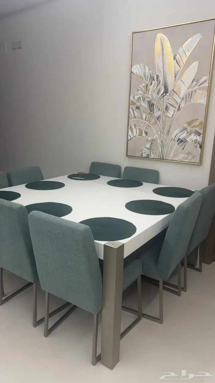 طاولة طعام 8 اشخاص 0