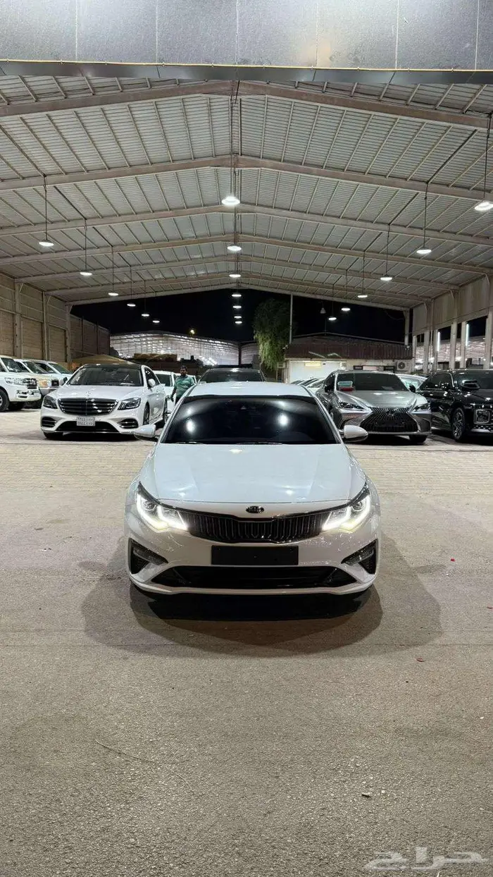 كيا اوبتيما 2020 عداد 55000 نص فل 2