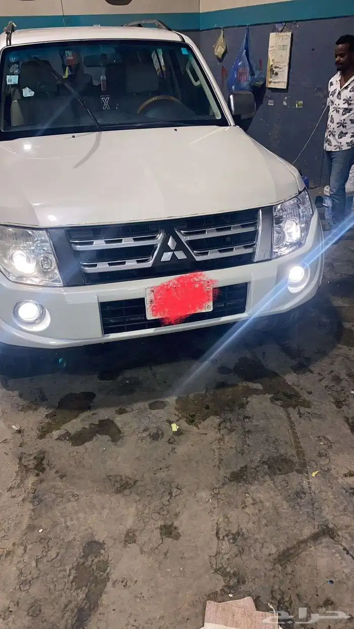 باجيرو موديل 2013 السيارة مجددة ومفحوصه السوم 25 الف 0