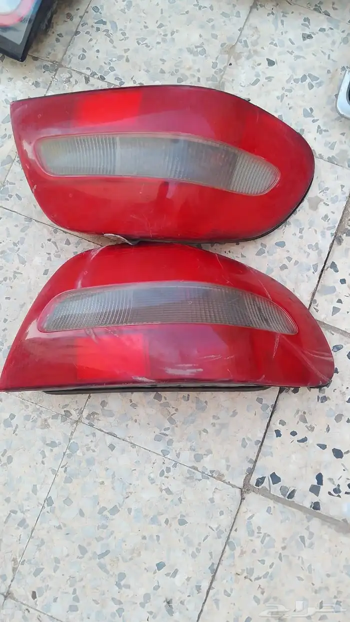 اصطبات منوعه مرسيدس فورد كراون فكتوريا فولفو c70 2
