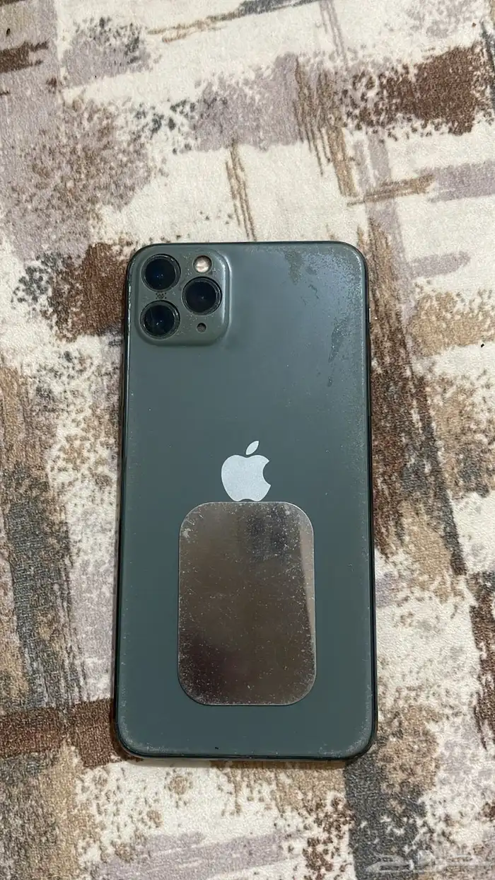 ايفون 11 برو ماكس ذاكرة تخزين 256 2