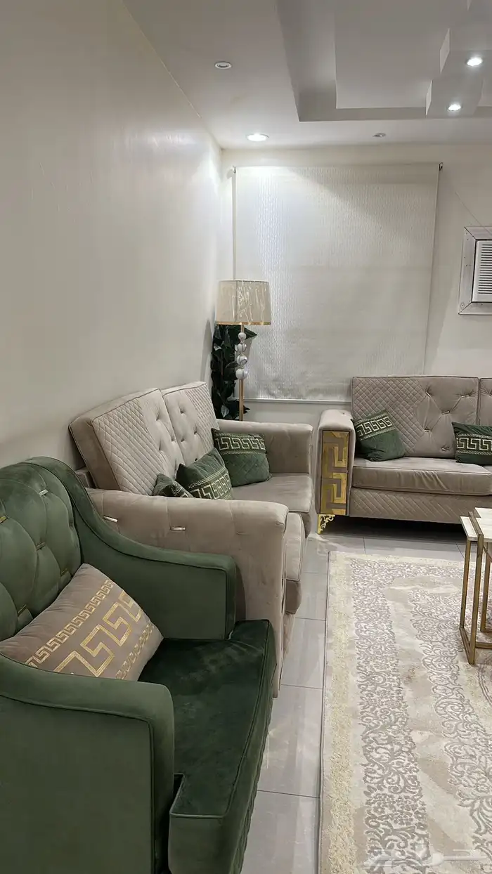 كنب 11 شخص تفصيل طاولة خدمات نظيفة 3