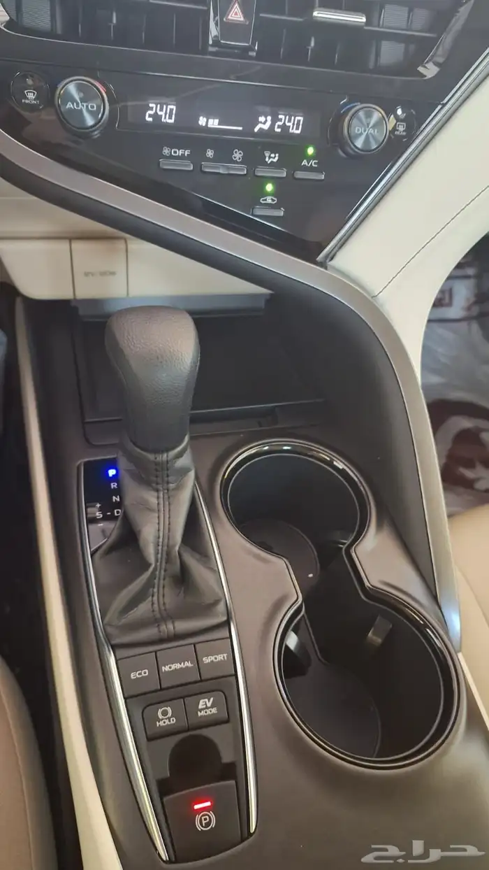 كامري le هايبرد 2024 9