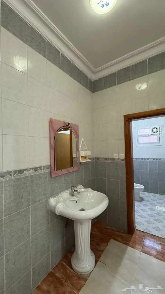 للبيع شقة في ابها-القرى ب390 الف 13