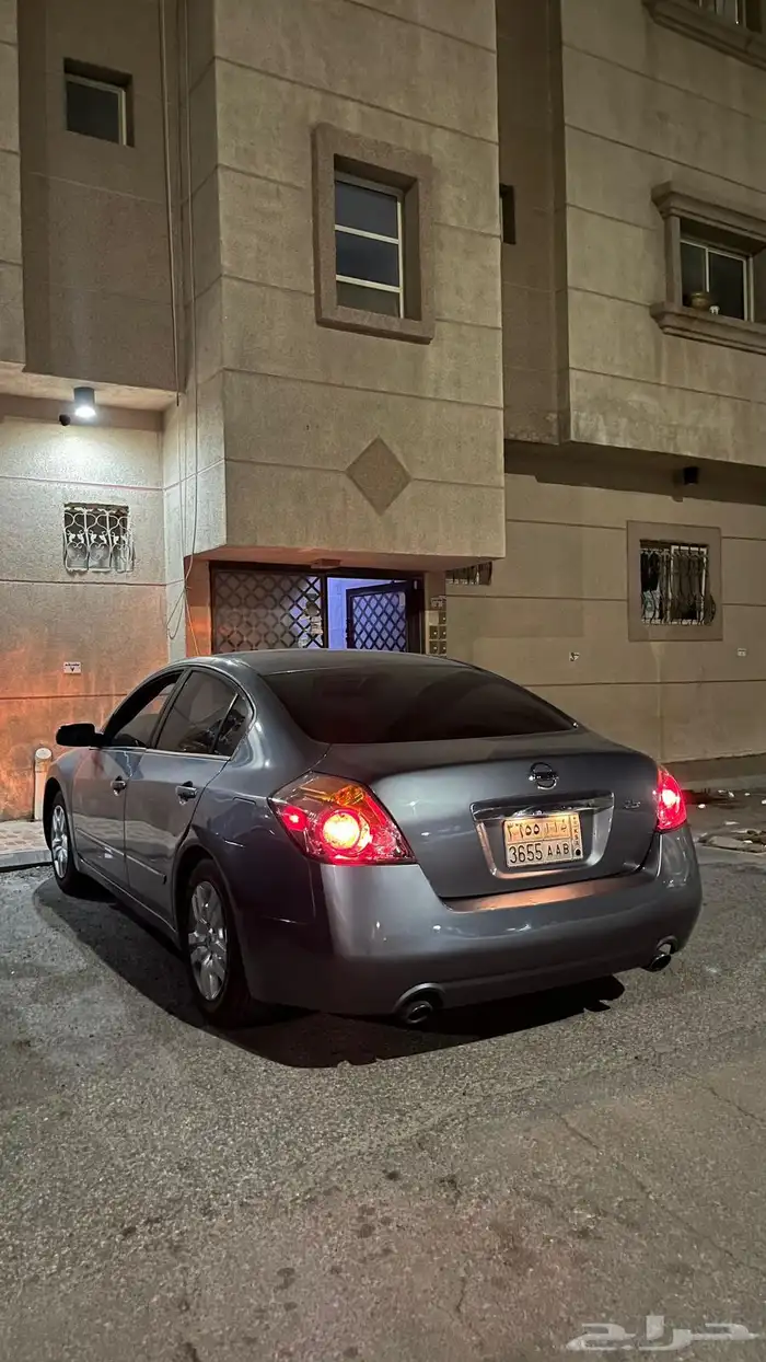 نيسان التيما 2010 0