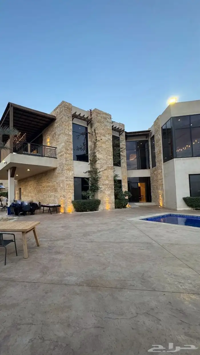 حجر وجه الجبل 7